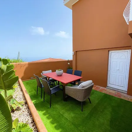 Casa Con Piscina Y Jardin Con Vistas Al Mar Holiday home
