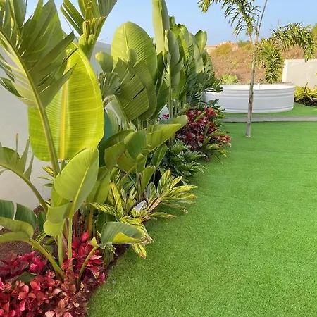 Casa Con Piscina Y Jardin Con Vistas Al Mar Puerto de la Madera